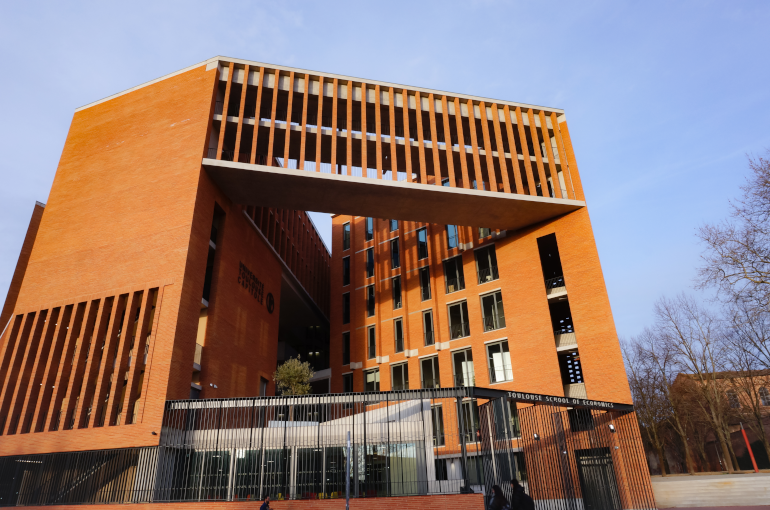 Toulouse School of Economics